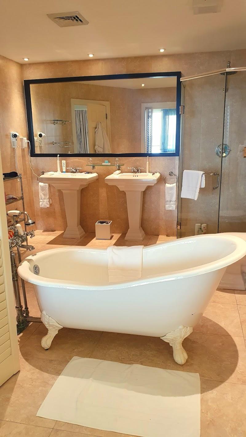 Blue Waters Resort & Spa - Antigua thumbnail 4