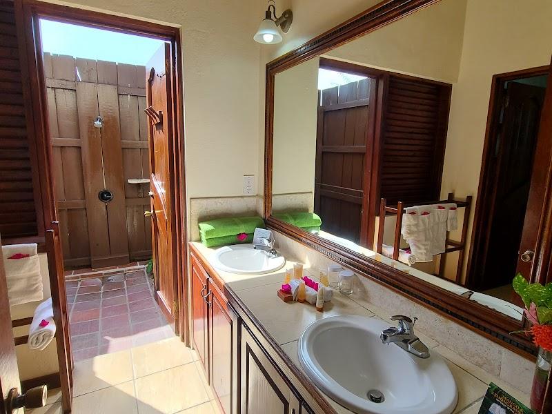 Stonefield Villa Resort thumbnail 4