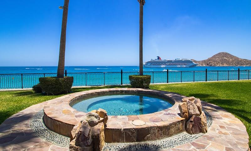 Villa La Estancia Beach Resort & Spa thumbnail 3