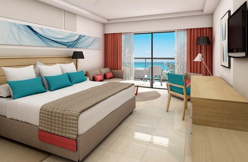 Gran Muthu Almirante Beach Hotel thumbnail 2