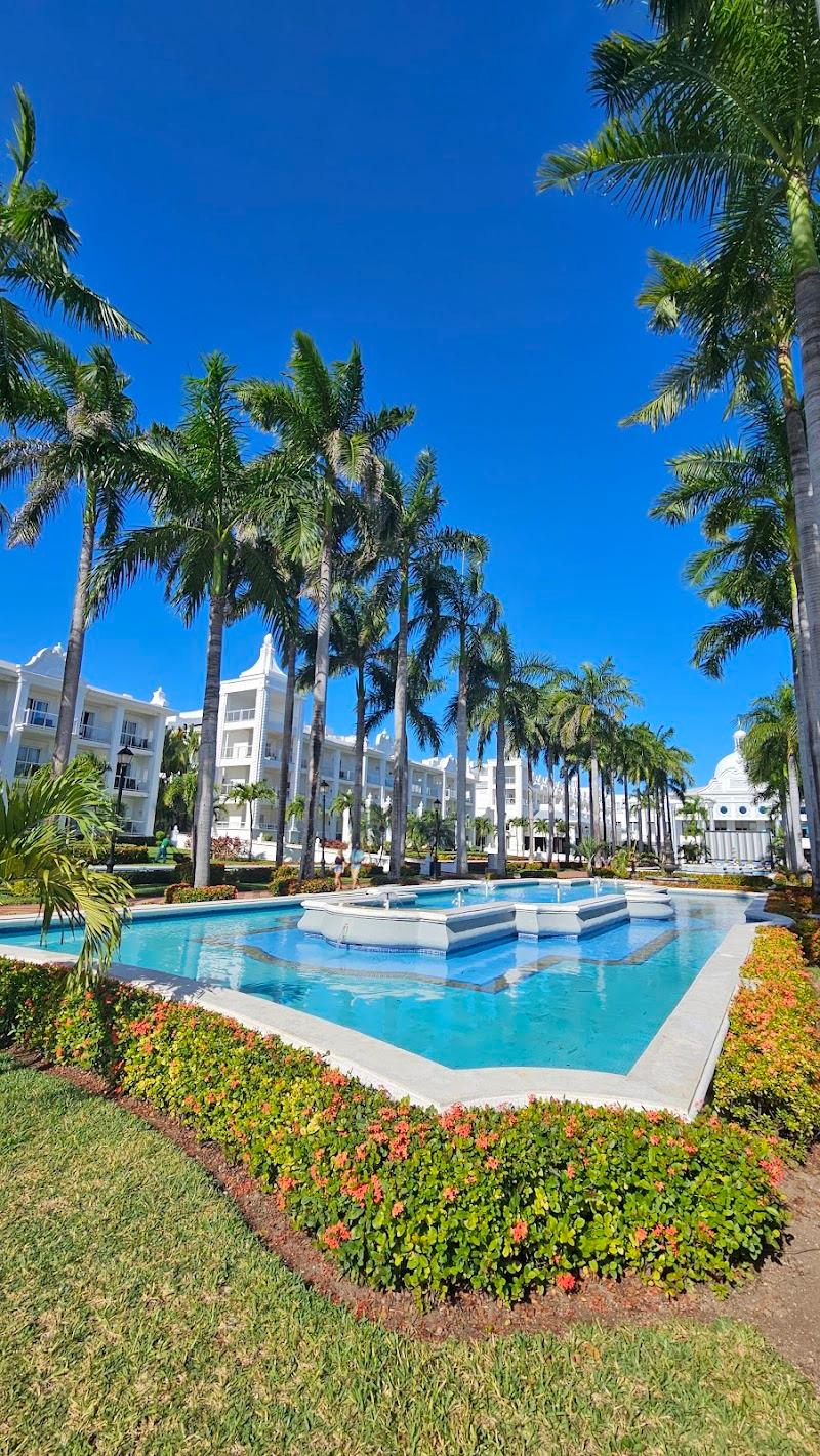 Hotel Riu Palace Riviera Maya thumbnail 3