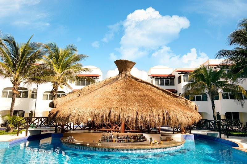 Hidden Beach Au Naturel Resort thumbnail 3