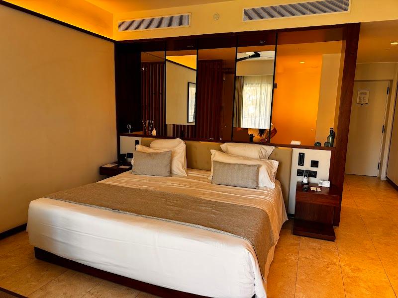 Live Aqua Punta Cana thumbnail 2