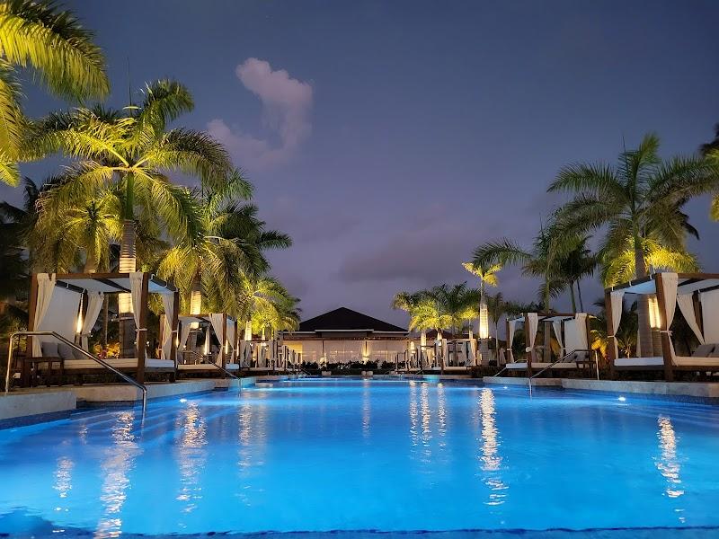 Secrets Royal Beach Punta Cana thumbnail 3