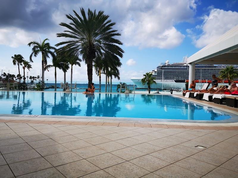 Renaissance Wind Creek Aruba Resort thumbnail 3