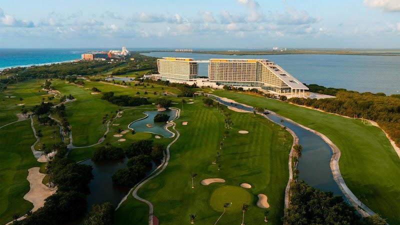 Hyatt Vivid Grand Island 1