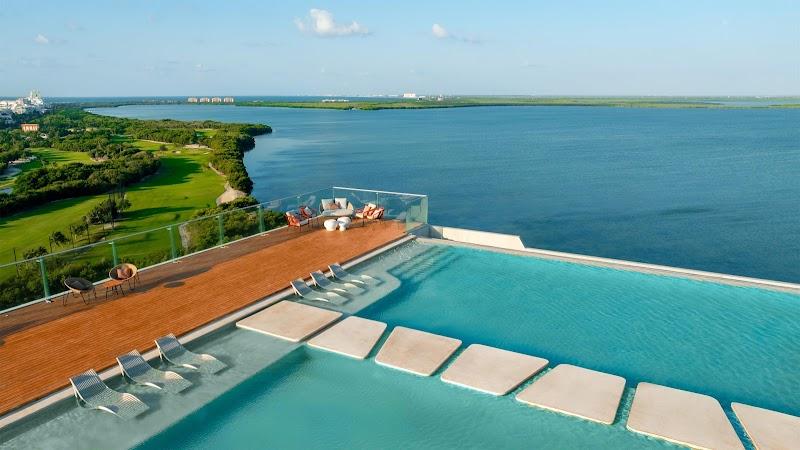 Hyatt Vivid Grand Island thumbnail 3