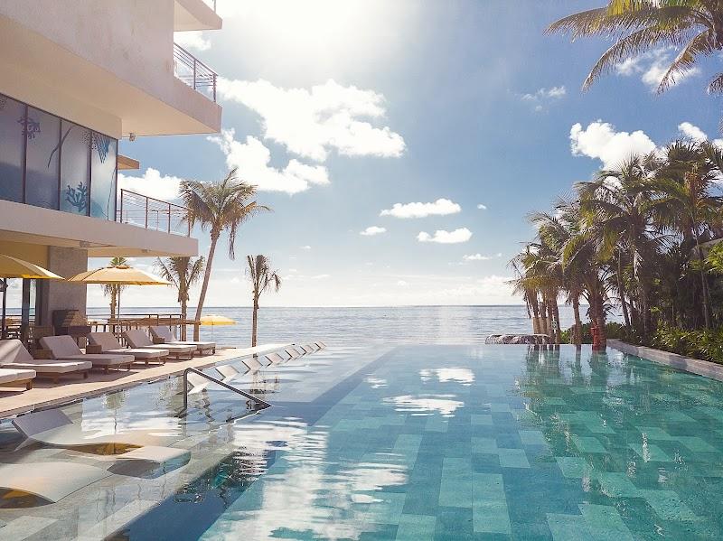 The Fives Oceanfront Puerto Morelos thumbnail 5