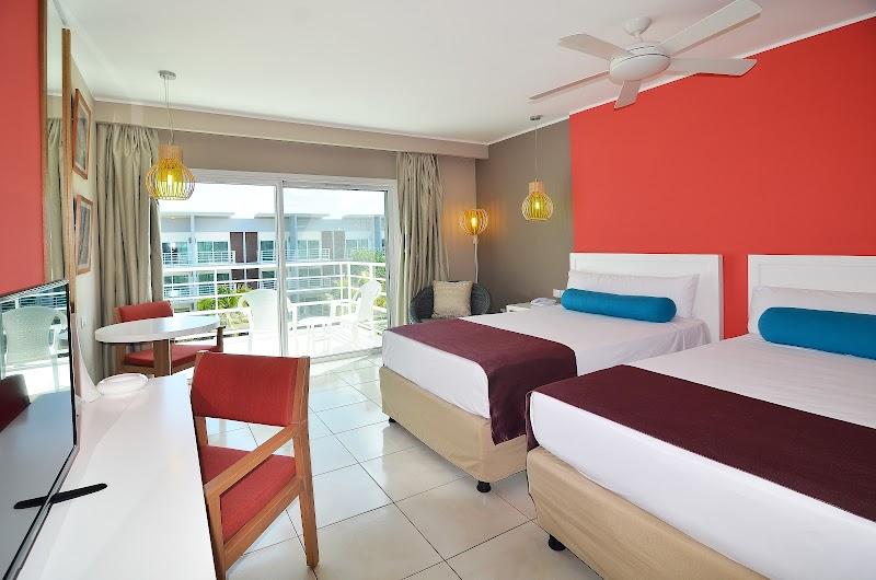 GRAND ASTON Cayo Las Brujas Beach Resort & Spa thumbnail 2