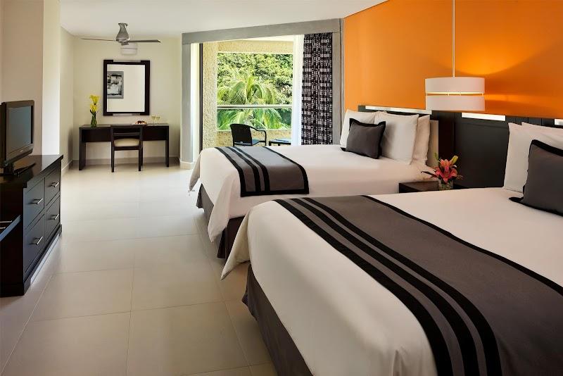 Dreams Huatulco Resort & Spa thumbnail 5