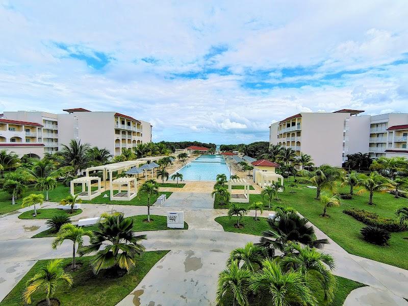 Grand Memories Holguin 1