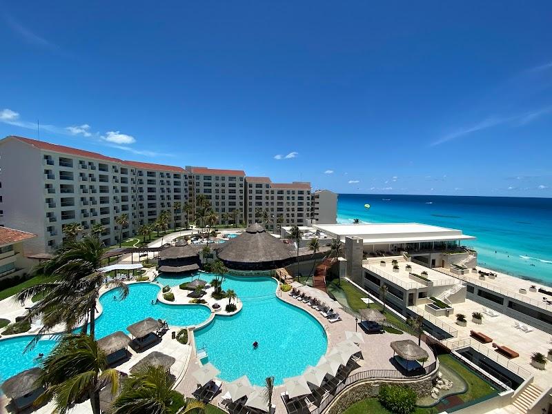 Emporio Cancun 1