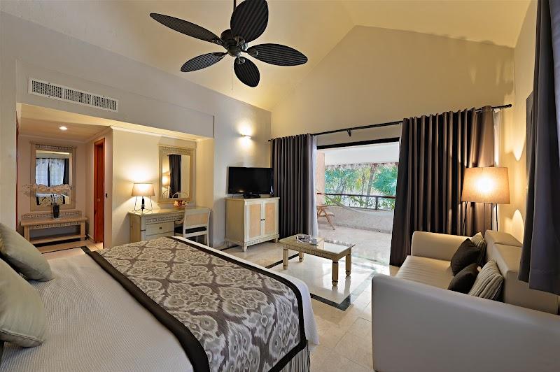 Grand Palladium Colonial Resort & Spa thumbnail 2