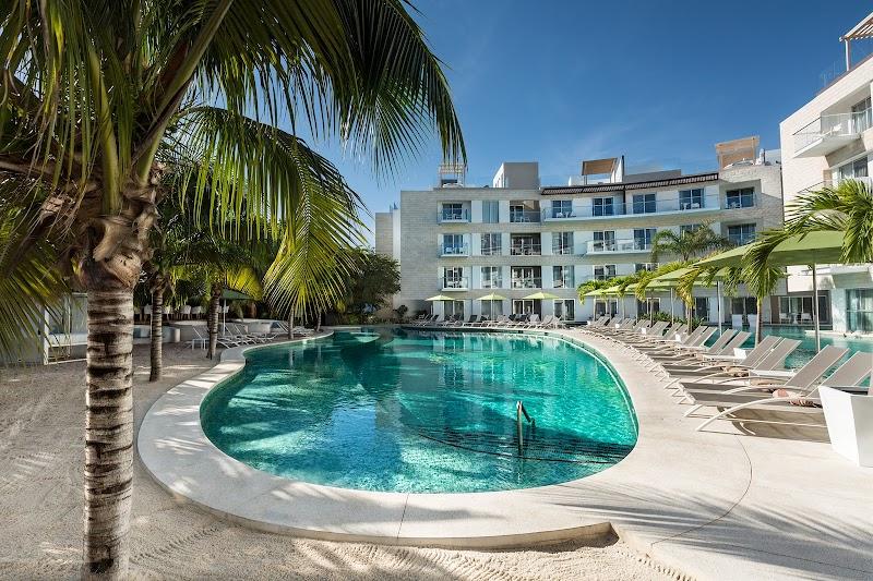 The Fives Beach Hotel & Residences 1