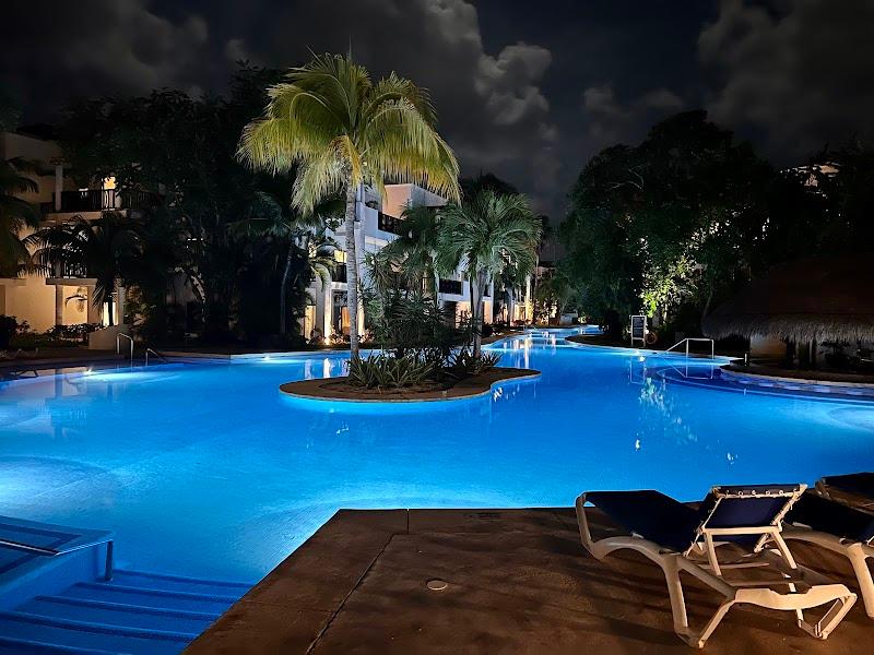 The Fives Beach Hotel & Residences thumbnail 3