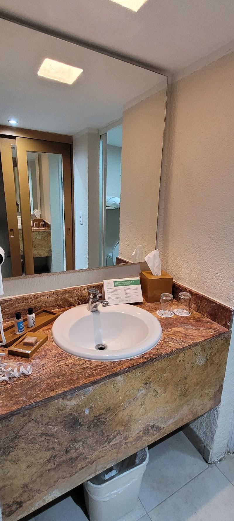 Ocean Spa Hotel thumbnail 4