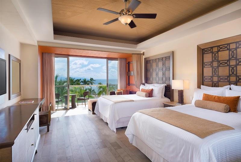 Dreams Vallarta Bay Resort & Spa thumbnail 2
