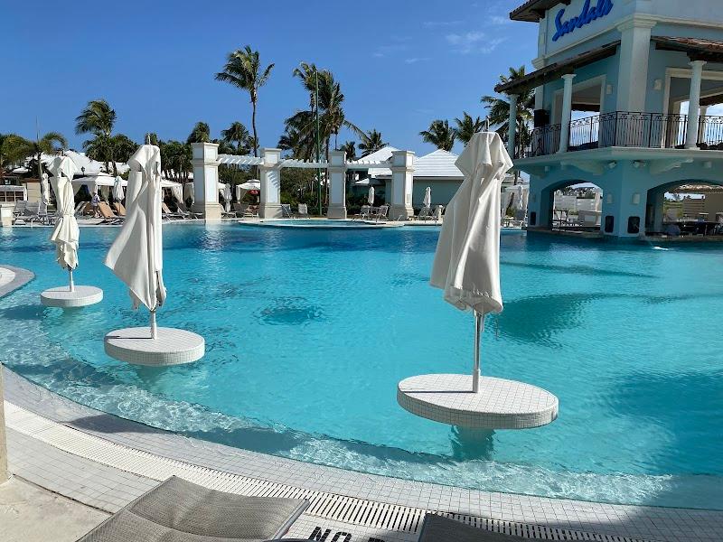Sandals Emerald Bay thumbnail 3