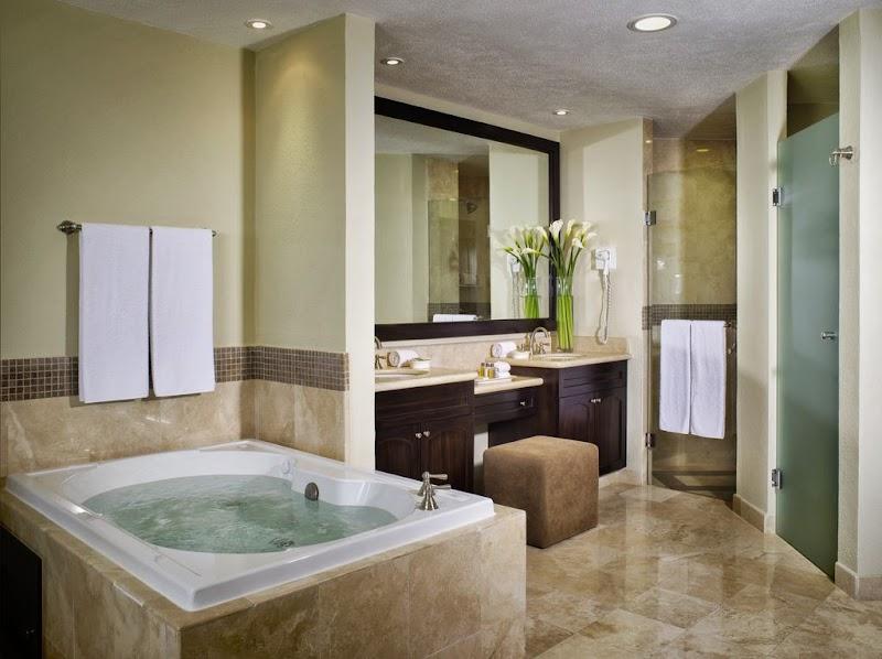 Villa Del Palmar Cancun Luxury Beach Resort & Spa thumbnail 4
