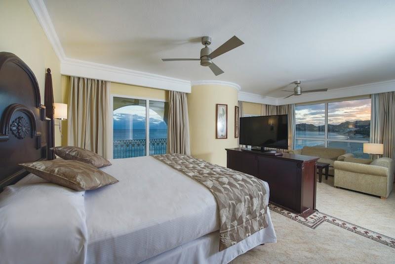 Hotel Riu Palace Cabo San Lucas thumbnail 2