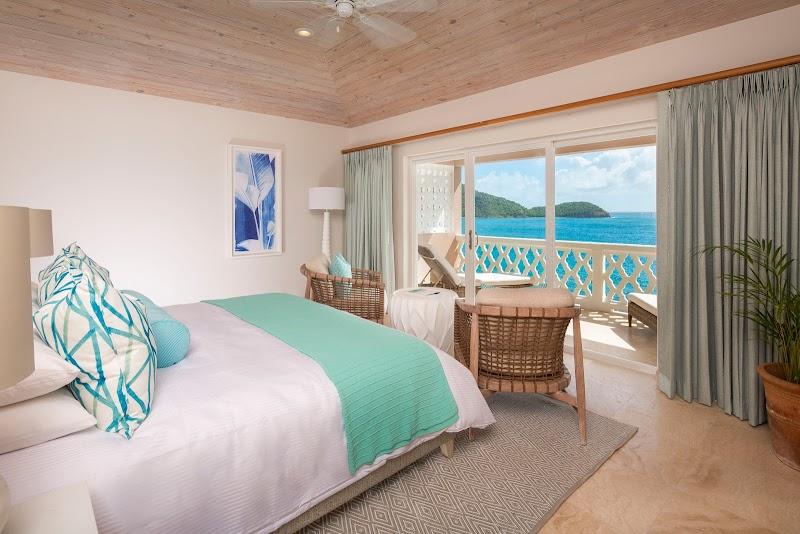 Curtain Bluff thumbnail 2
