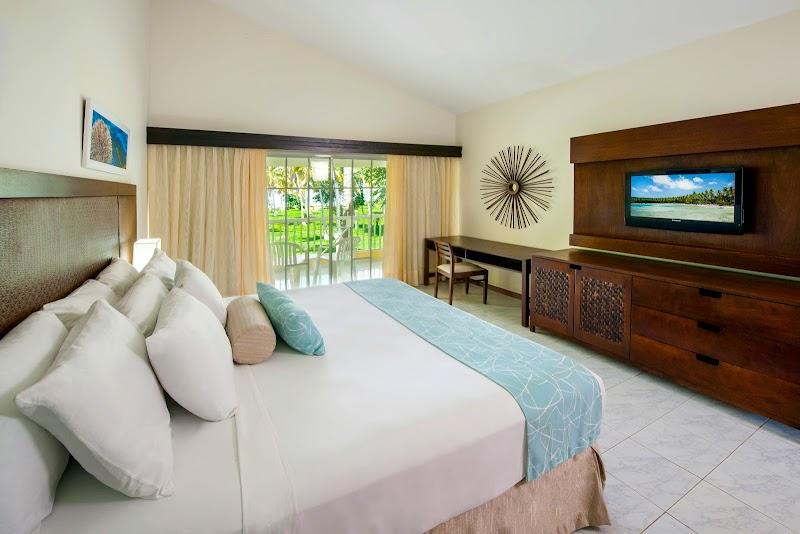 Wyndham Alltra Samana thumbnail 2