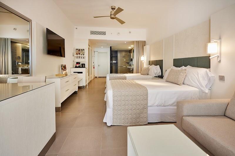 Hotel Riu Palace Macao thumbnail 2
