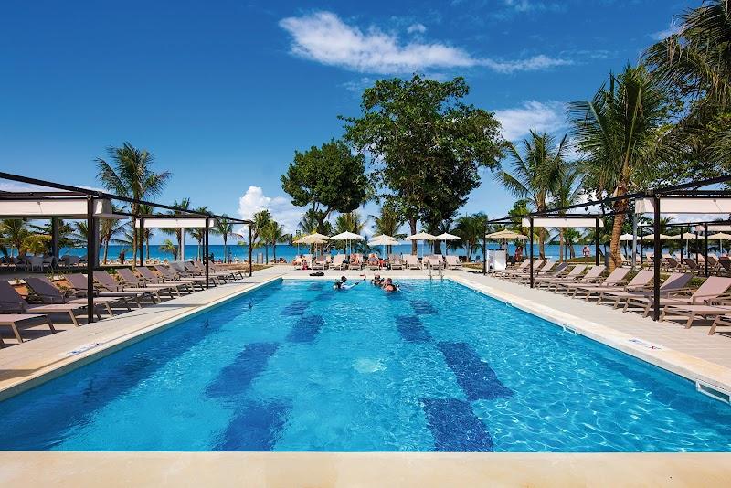 Hotel Riu Palace Tropical Bay thumbnail 3
