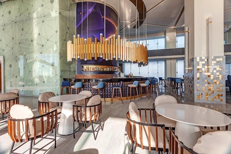 Royalton CHIC Cancun, An Autograph Collection All-Inclusive Resort - Adults Only thumbnail 5
