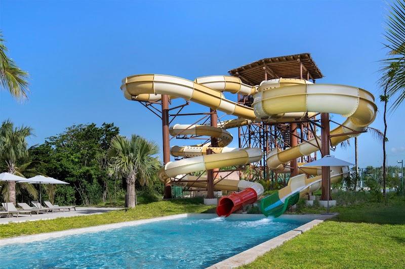 Dreams Playa Esmeralda Resort & Spa thumbnail 3