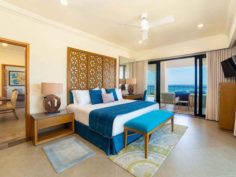 Villa La Valencia Beach Resort & Spa Los Cabos thumbnail 5