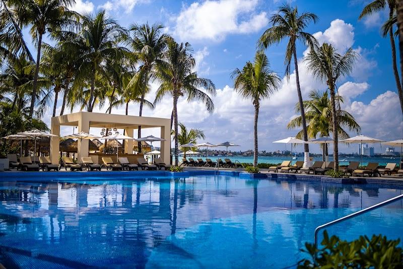 Dreams Sands Cancun Resort & Spa thumbnail 3