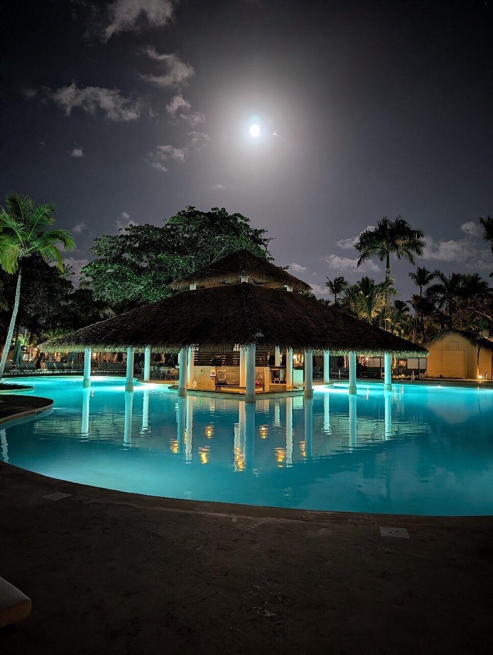 Grand Palladium Bavaro Suites, All Inclusive Resort & Spa thumbnail 2