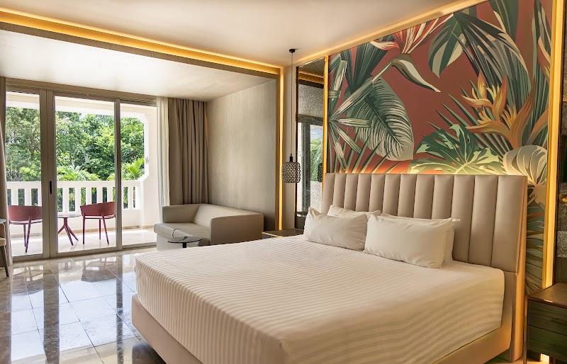 Hotel Grand Sunset Princess thumbnail 2