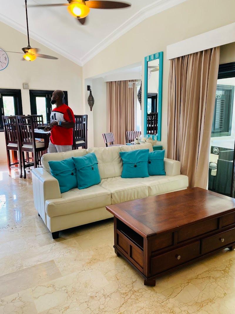The Royal Suites thumbnail 4
