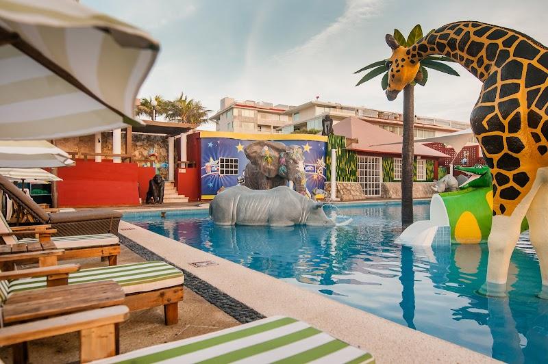 Royal Solaris Cancun thumbnail 3