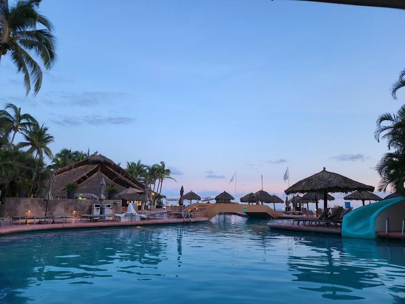 Sunscape Dorado Pacifico Ixtapa thumbnail 3