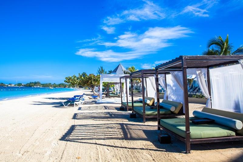 Azul Beach Resort Negril by Karisma 1
