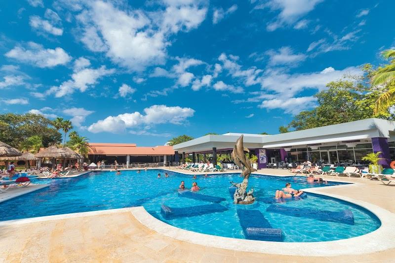 Hotel Riu Lupita thumbnail 3