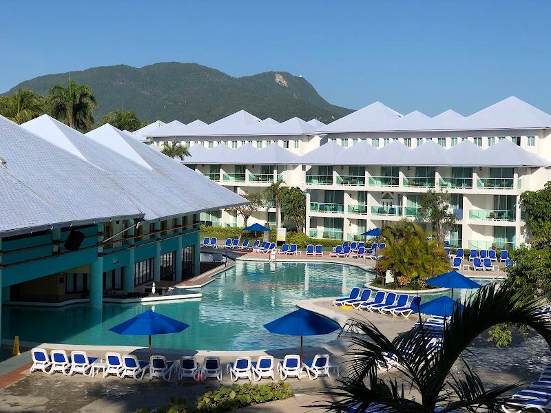 Grand Paradise Playa Dorada thumbnail 5