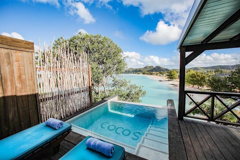 COCOS Hotel Antigua thumbnail 3
