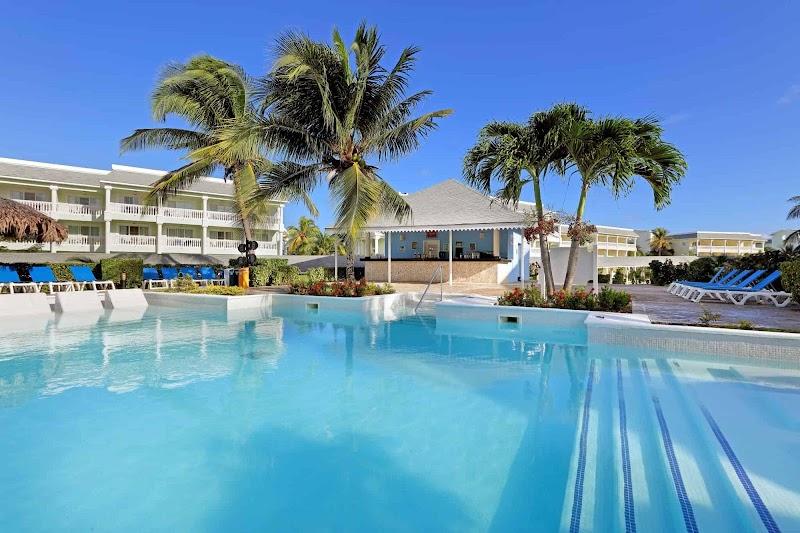 Grand Palladium Lady Hamilton Resort & Spa 1