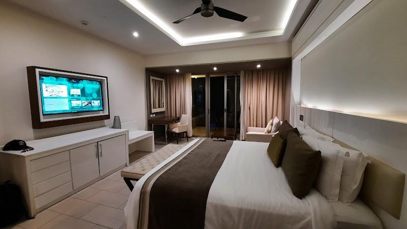 Hideaway at Royalton Saint Lucia, An Autograph Collection All-Inclusive Resort thumbnail 2