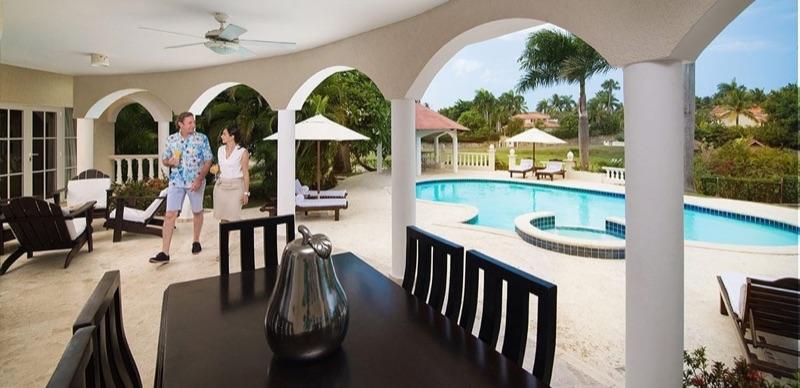The Crown Villas at Lifestyle Holidays Vacation Resort thumbnail 2