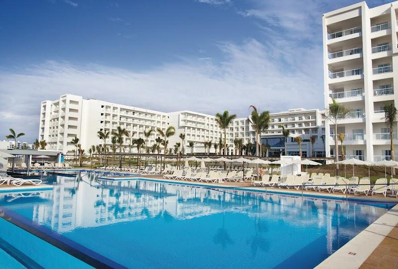 Hotel Riu Playa Blanca 1