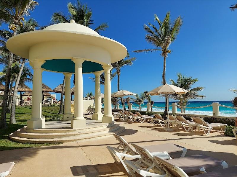 Occidental Tucancun thumbnail 3