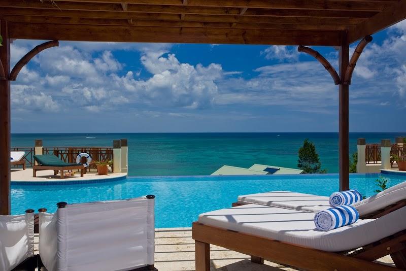 Calabash Cove Resort and Spa thumbnail 5