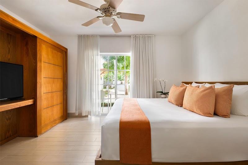 Sunscape Coco Punta Cana thumbnail 2