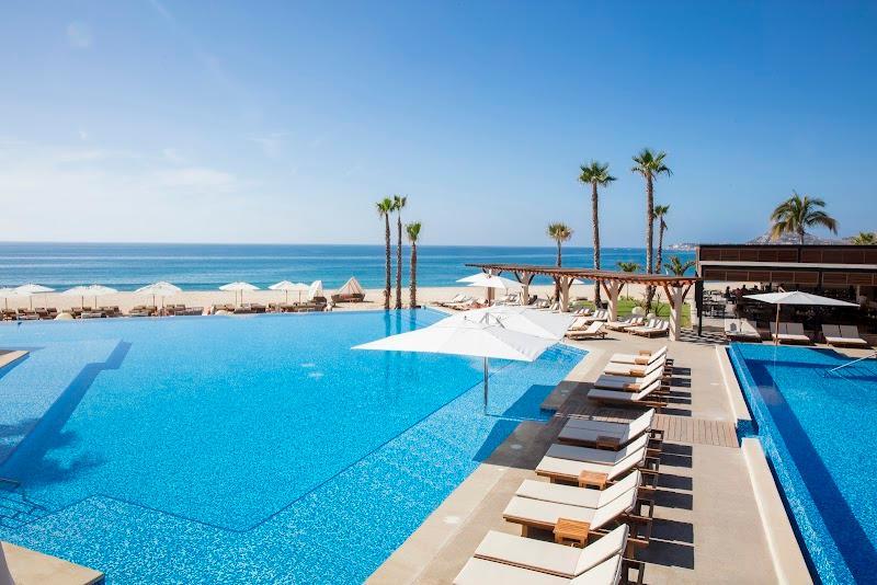 Krystal Grand Los Cabos thumbnail 3