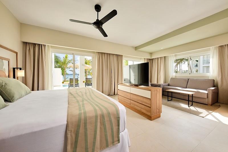 Hotel Riu Negril thumbnail 2
